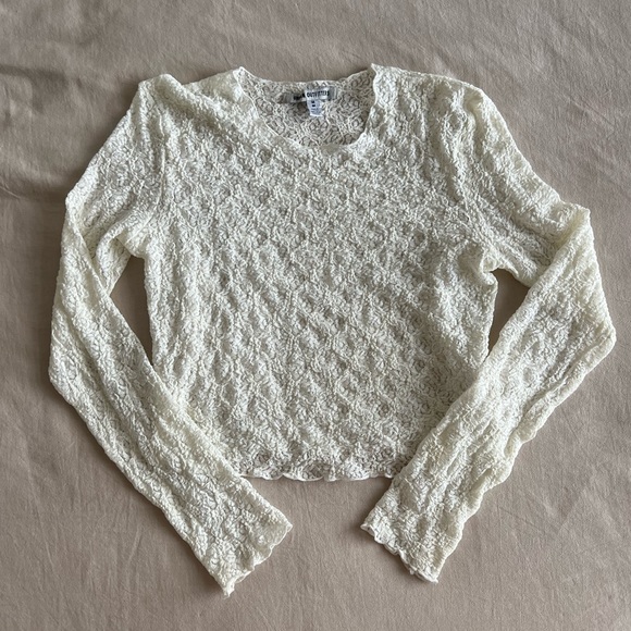 Urban Outfitters Semi-Sheer Textured Crew Neck Top in ivory (size M) - Picture 2 of 8